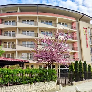Veris Hotel